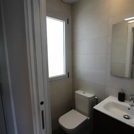 4 Bed Residential Palm Beach C5 * פואנגירולה